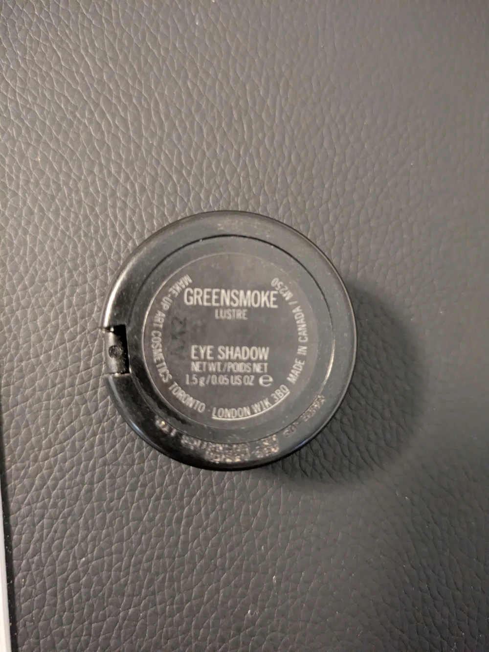 MAC Cosmetics mac greensmoke